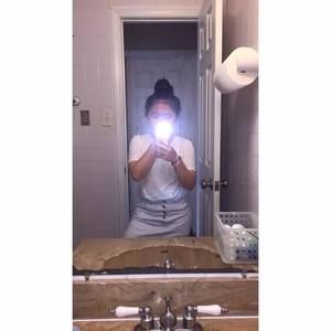 Meet your Posher, Nina